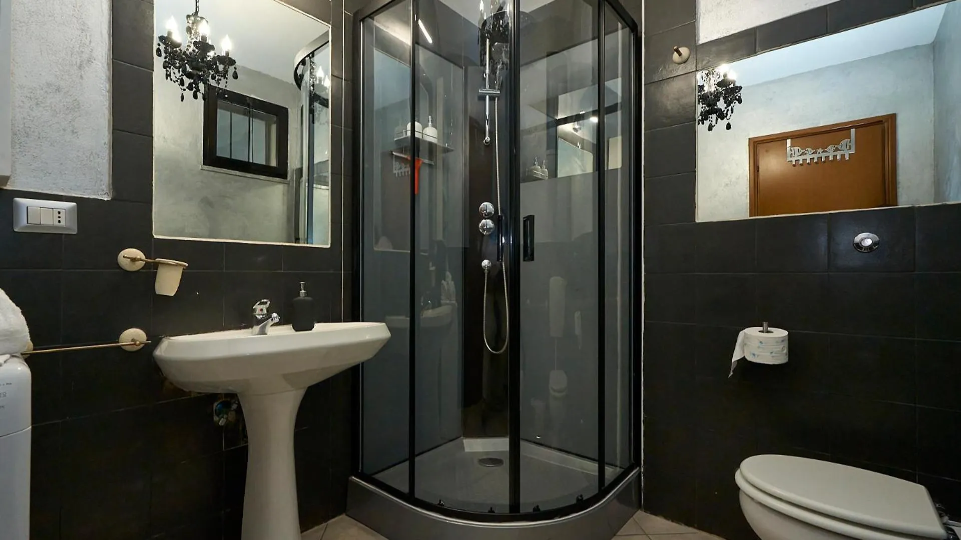 Humanitas House - 20 Minutes From Duomo - Navigli Διαμέρισμα Μιλάνο Ιταλία